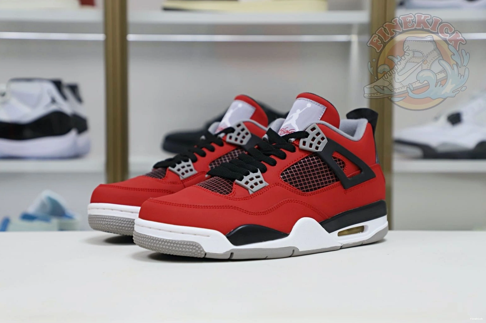 Jordan Air RetroToro Jordan4 Bravo 1202